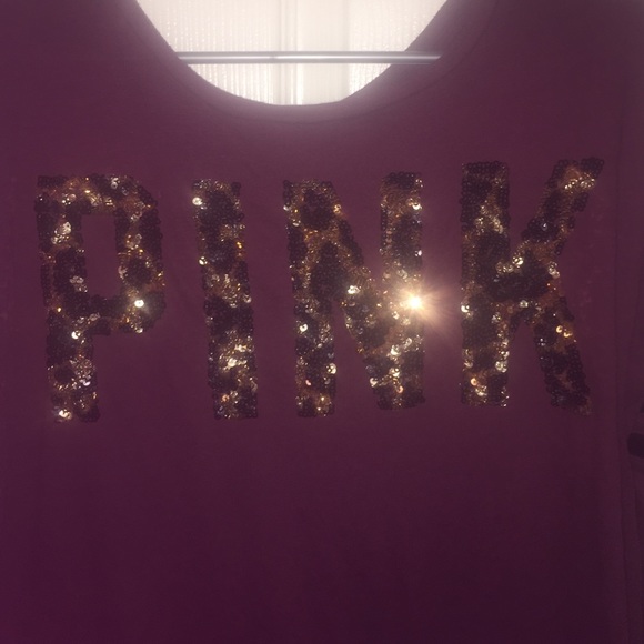 🎉closet cleanout❤️ Pink cheetah crew