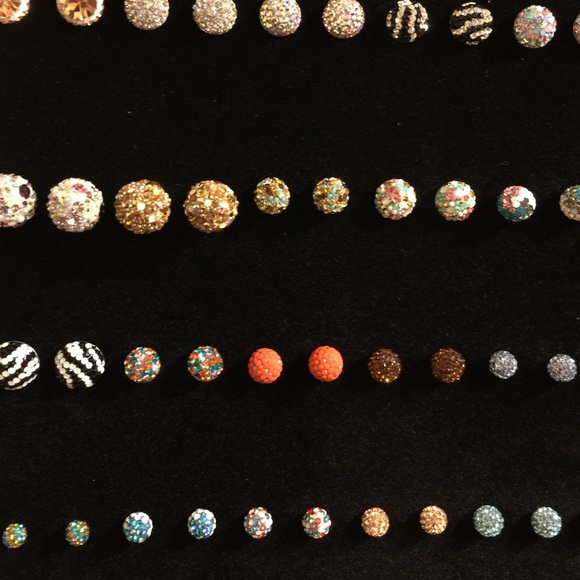 Swarovski Earings - Picture 2 of 3