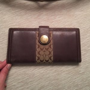 Coach Brown Leather Wallet