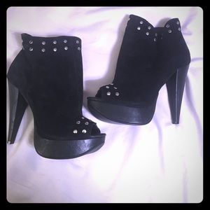 Gorgeous black booties NEVER WORN
