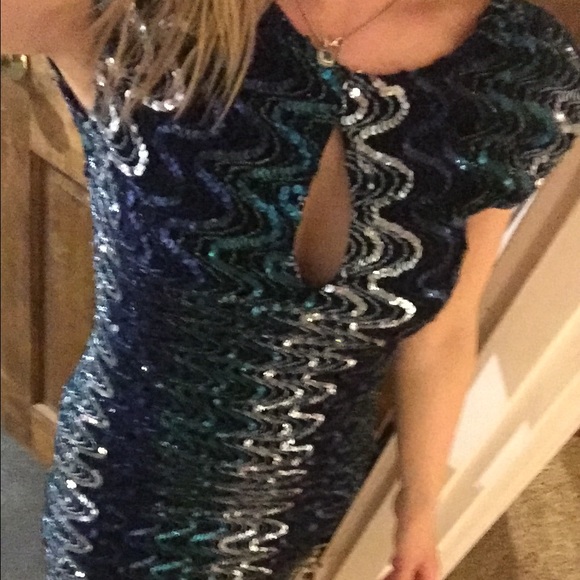 Stunning vintage evening dress !