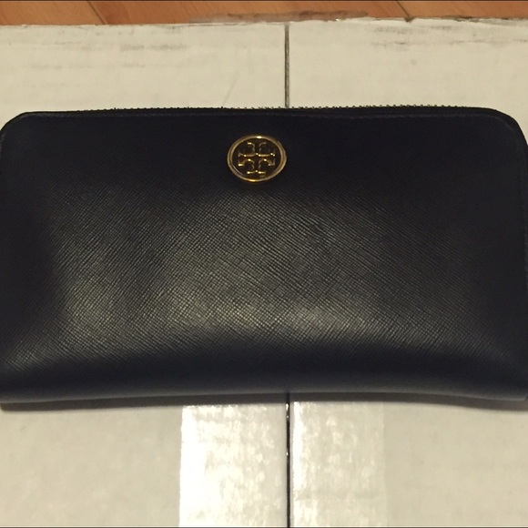 Black Tory Burch Continental Wallet