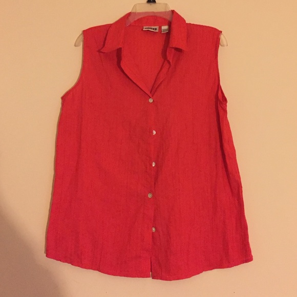 ⭐️CHICOS DESIGN SLEEVELESS BUTTON DOWN TOP⭐️