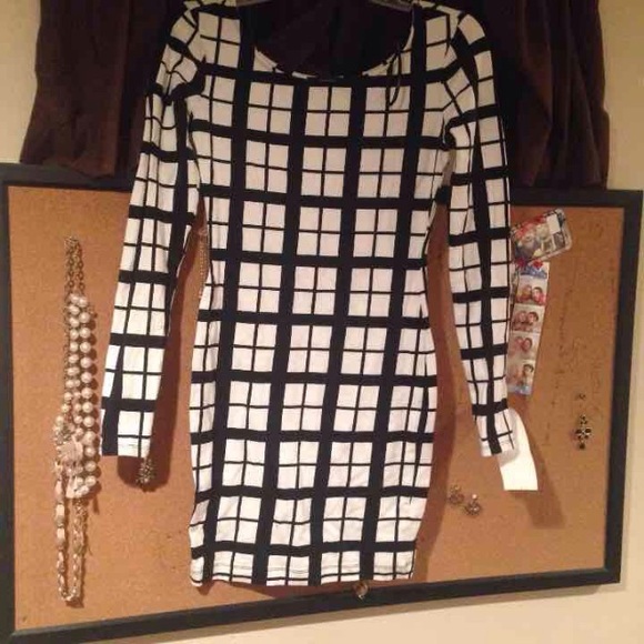 Tight stripped Forever 21 dress