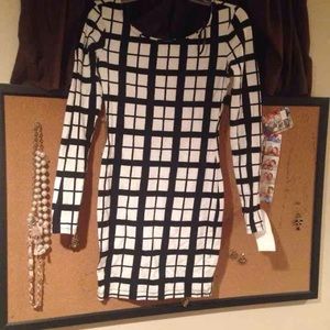 Tight stripped Forever 21 dress