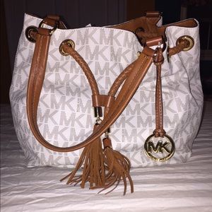 Michael Kors Jet Set Large Gathered Tote