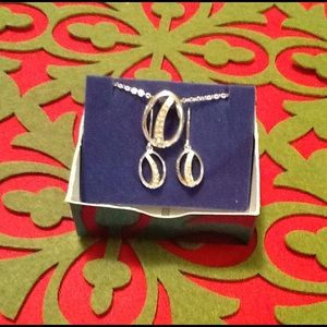 "Believe in Love" Necklace & Earrings Gift Set