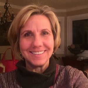 Meet your Posher, Liz