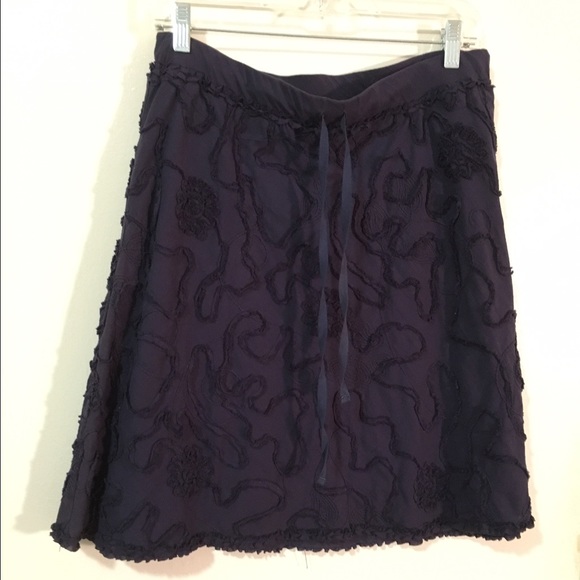 Max Studio navy blue knee-length skirt