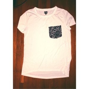 pocket tee🌼