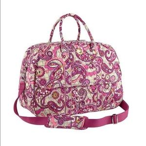 Vera Bradley Grand Traveler Beautiful carry-on bag