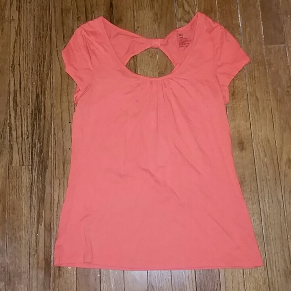 GAP Tops - Coral very cute tshirt, GAP