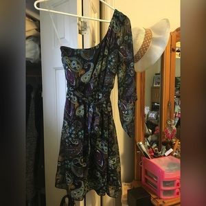 *REDUCED* Paisley one shoulder long sleeve dress