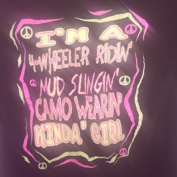 🎉closet cleanout❤️ Cute country tee
