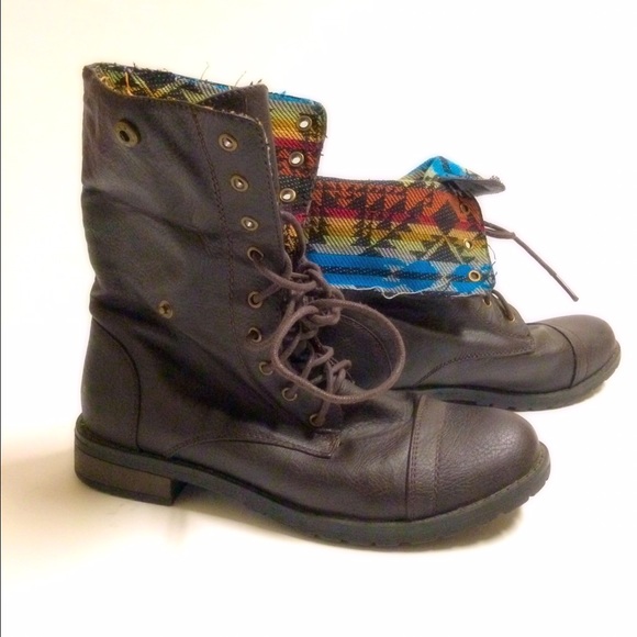 Never worn lace up combat boots