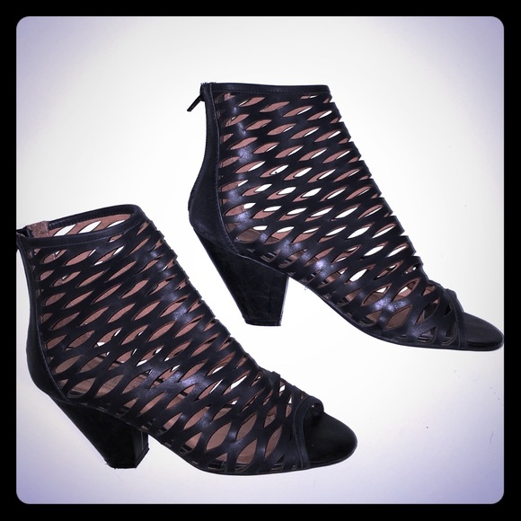 Jeffrey Campbell Produce heel