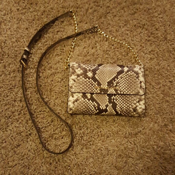 Small clutch purse
