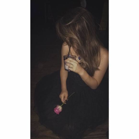 Meet your Posher, Isabella - Picture 1 of 1