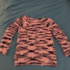 ⭐️Lowest ⭐️ White & Black American Eagle Sweater