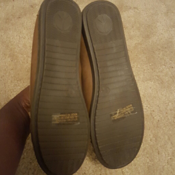 Shoes - Picture 2 of 2