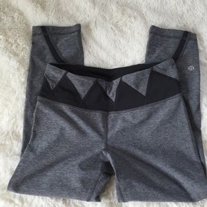 Lululemon Grey run inspire crops.