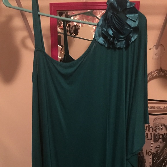 One strap top - Picture 2 of 2