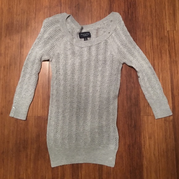 American eagle sweater