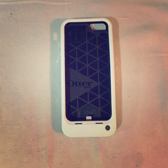 Otter box double battery charge case 1phone 5