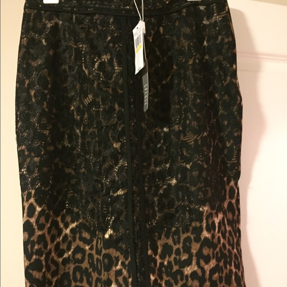 Brand new with tags Spense skirt size M