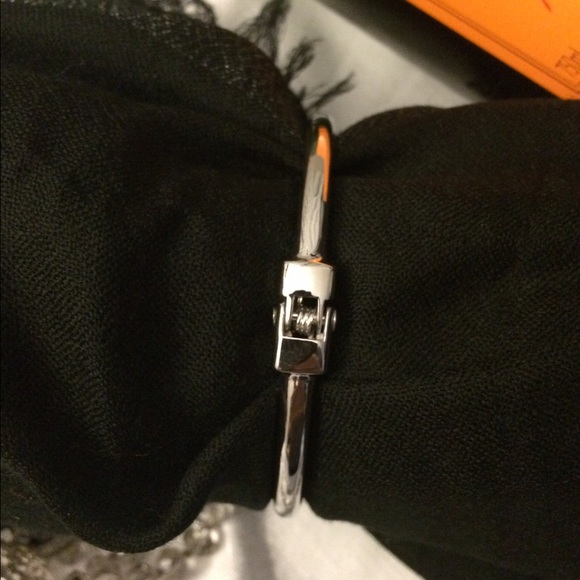 T&J Designs Silver Spike Bangle Bracelet - Picture 2 of 3