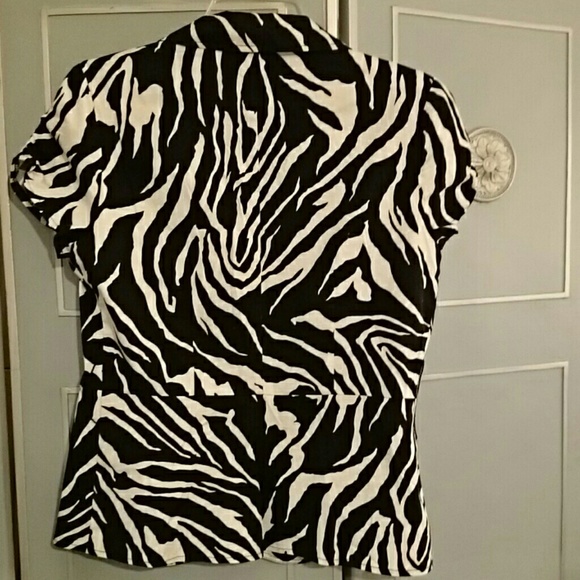 Courtenay Zebra Collared Shirt - Picture 2 of 4