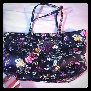 Authentic one of a kind Kenneth Cole tote