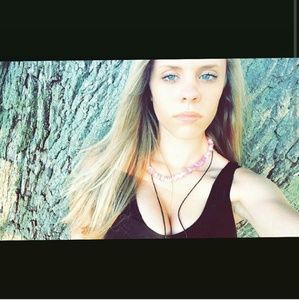 Meet your Posher, Brianna