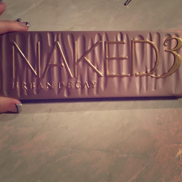 Naked 3 imitation