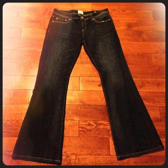 A pair of flared jeans!