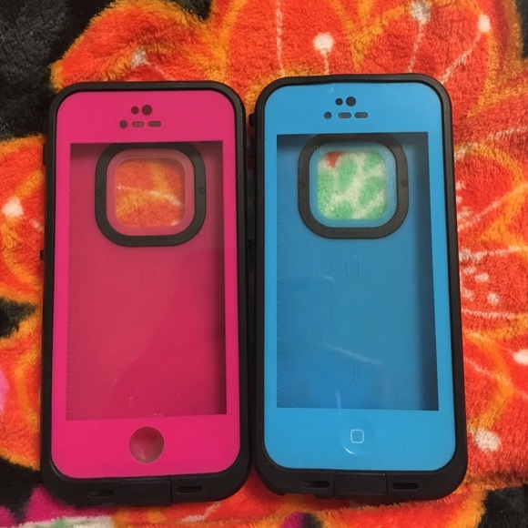 iPhone 5s and iPhone 5 life proof