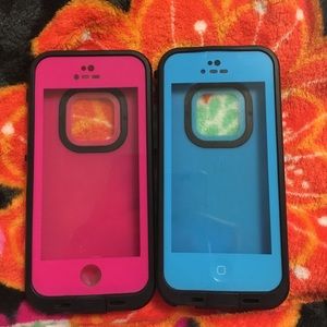 iPhone 5s and iPhone 5 life proof