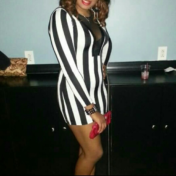 Dress - Picture 3 of 3