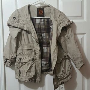 Short sleeve utility jacket