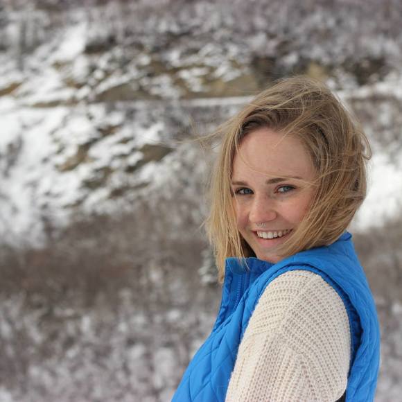 Meet your Posher, Louise - Picture 1 of 4