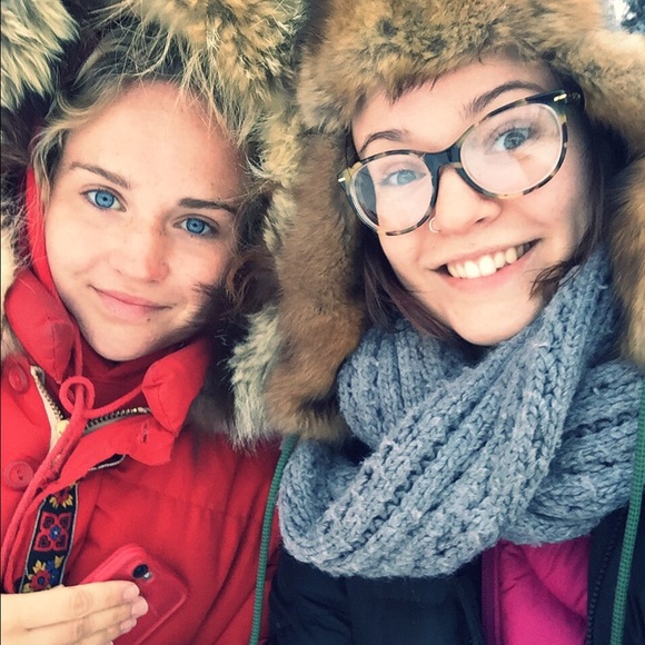 Meet your Posher, Louise - Picture 4 of 4