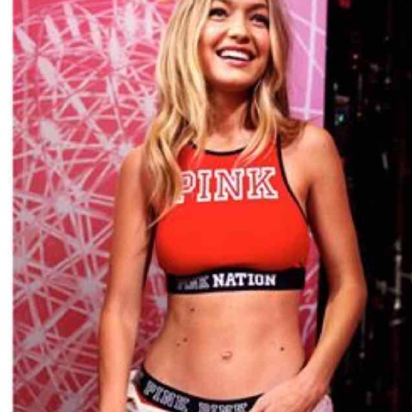 NWT VS Fashion Show Bra - Picture 1 of 3