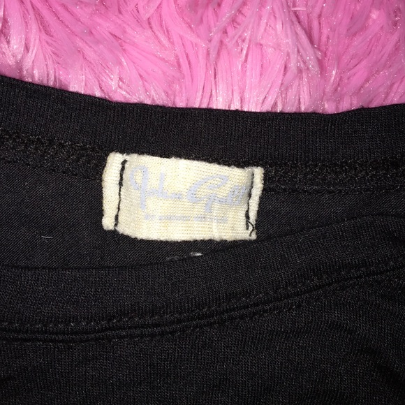 Brandy Melville Crop Top - Picture 2 of 2