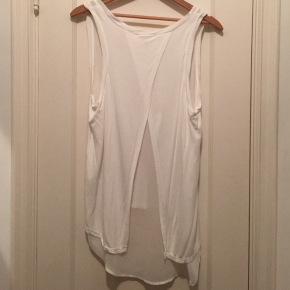 Gorgeous NWOT White Hi Low Tank - Picture 3 of 3