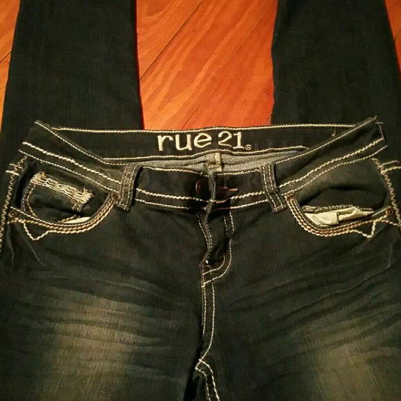 Rue 21 capri/ jeans with 26" inseam - Picture 2 of 3