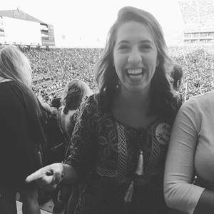 Meet your Posher, Devin