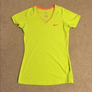 Brand new nike women's top