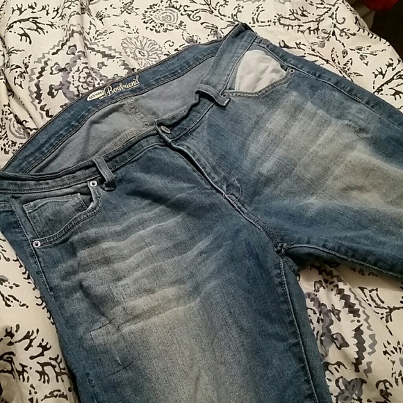 Capri blue jeans