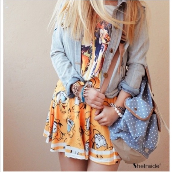 Donald Duck skater skirt