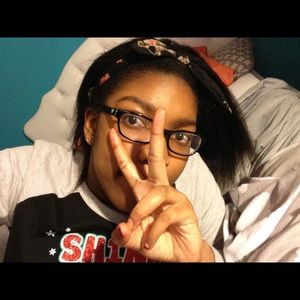 Meet your Posher, Reyana